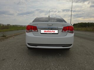 2011 Chevrolet Cruze I, белый, 550000 рублей, вид 3