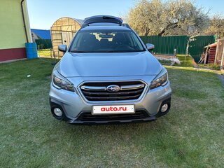 2018 Subaru Outback V Рестайлинг, серебристый, 1669000 рублей, вид 1