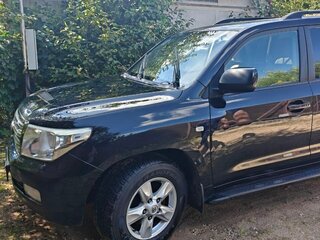 2011 Toyota Land Cruiser 200 Series, чёрный, 4000000 рублей, вид 1