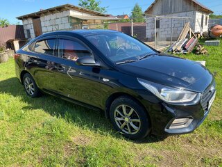 2019 Hyundai Solaris II, чёрный, 1200000 рублей, вид 2