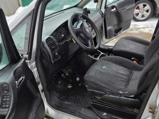 2000 Opel Zafira A, серый, 250000 рублей, вид 4