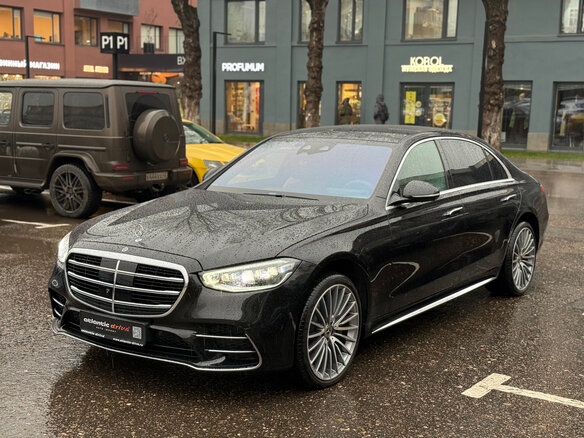 2025 Mercedes-Benz S-Класс 500 Long 4MATIC VII (W223), чёрный, 14090000 рублей - вид 2