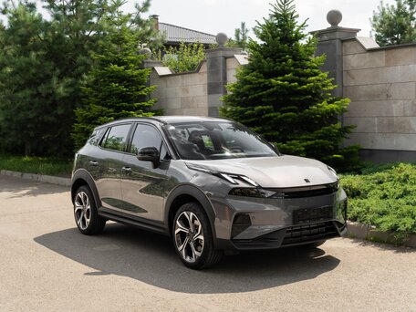 2026 Lynk & Co 06 I Рестайлинг, серый, 2592000 рублей, вид 3