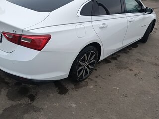 2018 Chevrolet Malibu IX, белый, 1700000 рублей, вид 5