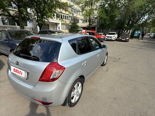 2010 Kia Ceed I Рестайлинг, серебристый, 650000 рублей, вид 2
