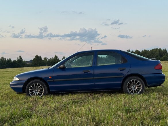 1994 Ford Mondeo I, синий, 225000 рублей - вид 13