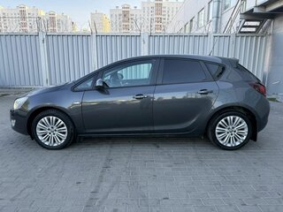 2011 Opel Astra J, коричневый, 645000 рублей, вид 4