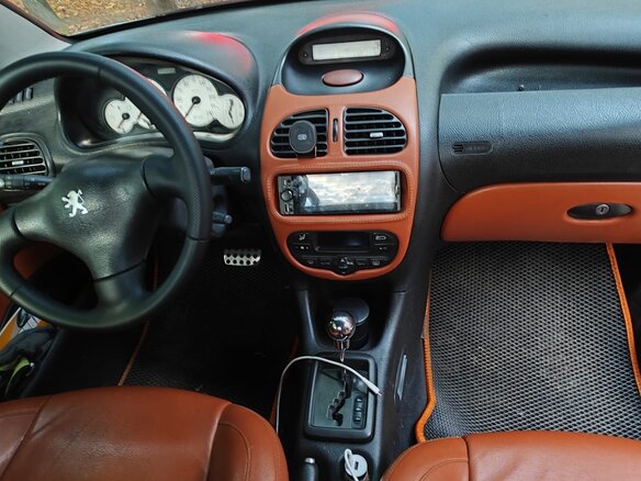 2001 Peugeot 206, серебристый, 550000 рублей - вид 6