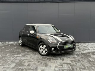 2018 Mini Hatch Cooper III (F55/F56) Рестайлинг, чёрный, 1795000 рублей, вид 5