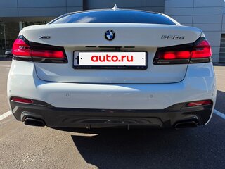 2021 BMW 5 серии 520d xDrive VII (G30/G31/G38) Рестайлинг, белый, 4400000 рублей, вид 5