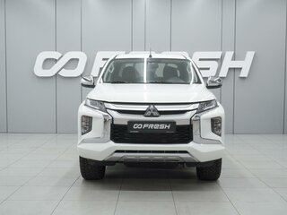 2020 Mitsubishi L200 V Рестайлинг, белый, 3100000 рублей, вид 3