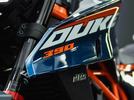 2026 KTM 390 Duke, синий, 400000 рублей, вид 4