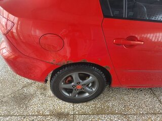 2004 Mazda 3 I (BK), красный, 220000 рублей, вид 5