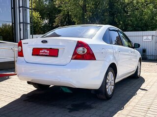 2011 Ford Focus II Рестайлинг, белый, 539000 рублей, вид 3