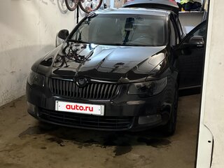 2010 Skoda Superb II, коричневый, 950000 рублей, вид 2