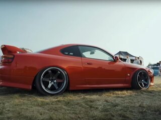 2002 Nissan Silvia VII (S15), красный, 6000000 рублей, вид 3