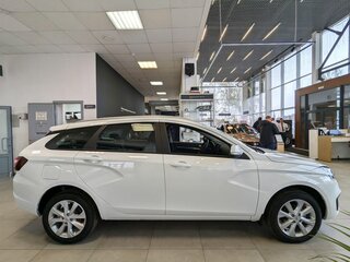 2026 Lada (ВАЗ) Vesta SW I Рестайлинг (NG), белый, 1945900 рублей, вид 5