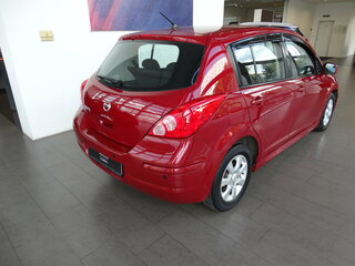 2012 Nissan Tiida I Рестайлинг, красный, 559000 рублей, вид 4