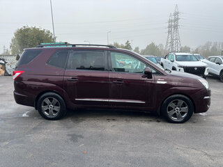 2014 SsangYong Stavic, красный, 1249000 рублей, вид 4