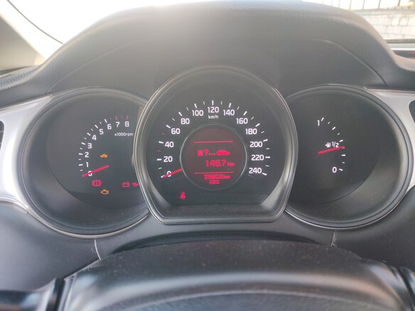 2016 Kia Ceed II Рестайлинг, белый, 1350000 рублей - вид 3