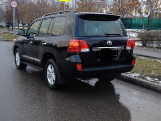 2012 Toyota Land Cruiser 200 Series Рестайлинг 1, чёрный, 5800000 рублей, вид 4