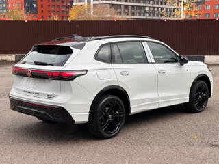 2026 Volkswagen Tiguan III (NA Market), белый, 4760100 рублей, вид 4