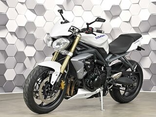 2013 Triumph Street Triple, белый, 517000 рублей, вид 2