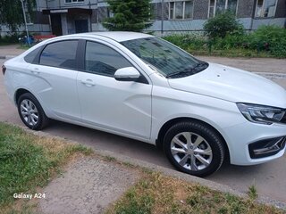 2024 Lada (ВАЗ) Vesta I Рестайлинг (NG), белый, 1600000 рублей, вид 2