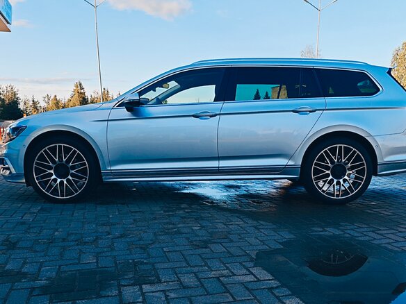 2019 Volkswagen Passat B8, серый, 3400000 рублей - вид 9