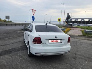 2019 Volkswagen Polo V Рестайлинг, белый, 950000 рублей, вид 3