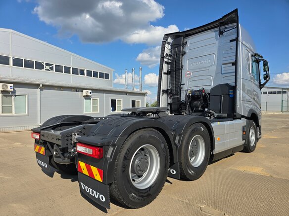 2026 Volvo FH 540, серебристый, 26000000 рублей - вид 29