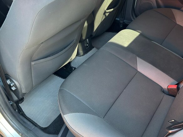 2013 Ford Focus III, серебристый, 844000 рублей - вид 10
