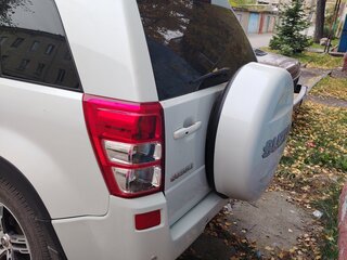 2010 Suzuki Grand Vitara II Рестайлинг, белый, 950000 рублей, вид 4
