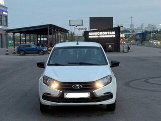 2018 Lada (ВАЗ) Granta I Рестайлинг, белый, 420000 рублей, вид 1