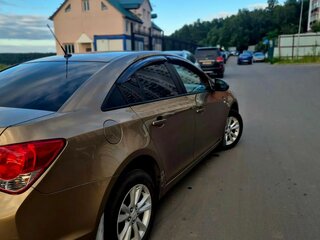 2013 Chevrolet Cruze I Рестайлинг, бежевый, 800000 рублей, вид 4