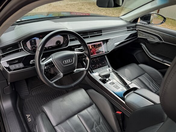 2018 Audi A8 Long 55 TFSI IV (D5), чёрный, 3750000 рублей - вид 17