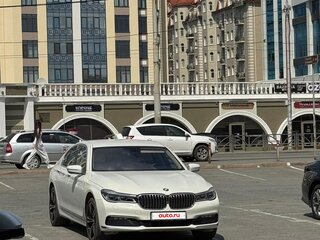 2016 BMW 7 серии 740d xDrive VI (G11/G12), белый, 4500000 рублей, вид 4