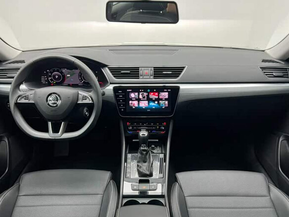 2024 Skoda Superb III Рестайлинг, серебристый, 2300888 рублей - вид 9