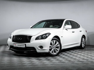 Infiniti M37 IV