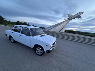 2008 Lada (ВАЗ) 2105, белый, 240000 рублей, вид 3
