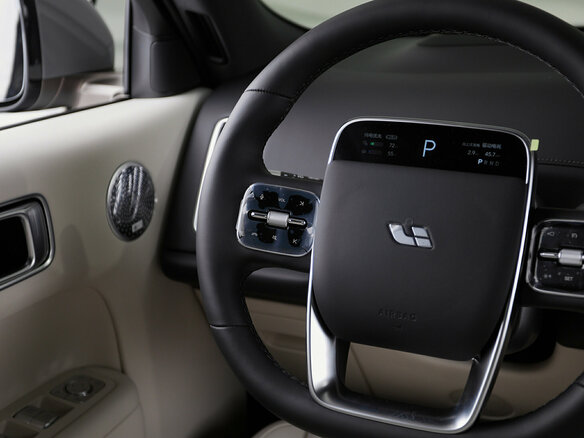 2026 Li Auto (Lixiang) L9 52.3 kWh I Рестайлинг, серый, 12090000 рублей - вид 19