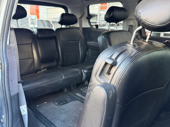 2006 Honda Elysion I, серебристый, 950000 рублей - вид 4