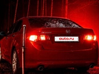 2008 Honda Accord VIII, красный, 1000000 рублей, вид 1