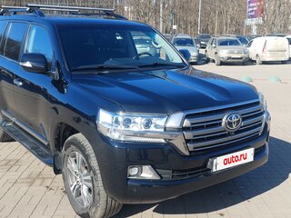 2018 Toyota Land Cruiser 200 Series Рестайлинг 2, чёрный, 6540000 рублей, вид 3