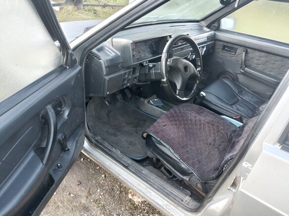 2004 Lada (ВАЗ) 21093i, серебристый, 80000 рублей - вид 5