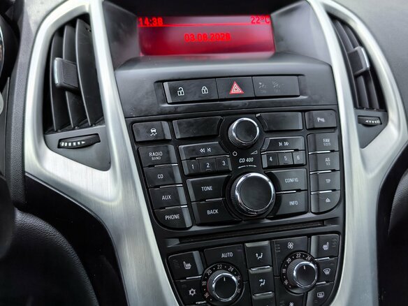 2012 Opel Astra GTC J Рестайлинг, жёлтый - вид 16