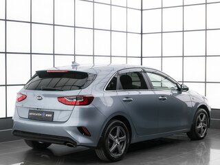 2019 Kia Ceed III, серебристый, 1749000 рублей, вид 4