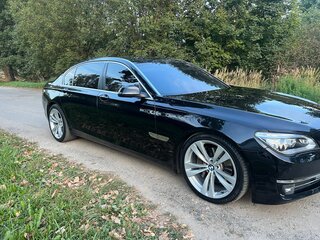 2013 BMW 7 серии Long 740Li xDrive V (F01/F02/F04) Рестайлинг, чёрный, 2500000 рублей, вид 3