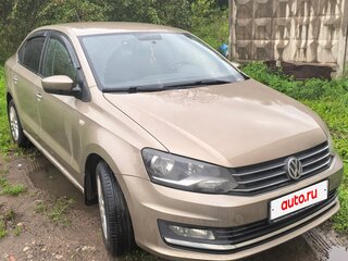 2016 Volkswagen Polo V Рестайлинг, бежевый, 1350000 рублей, вид 2