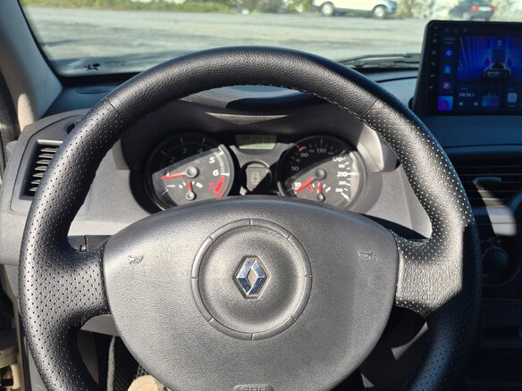 2006 Renault Megane II Рестайлинг, бежевый - вид 23